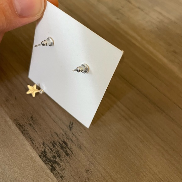 Body Candy Double Piercing Chain Earring - Picture 3 of 3